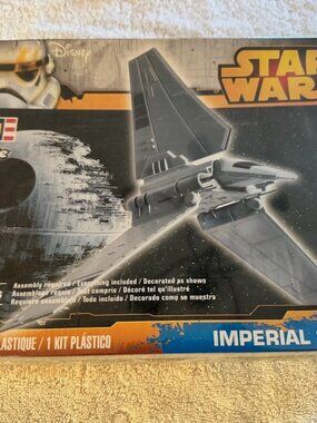 Revell SnapTite/Build and Play Star Wars Imperial Shuttle Model Kit